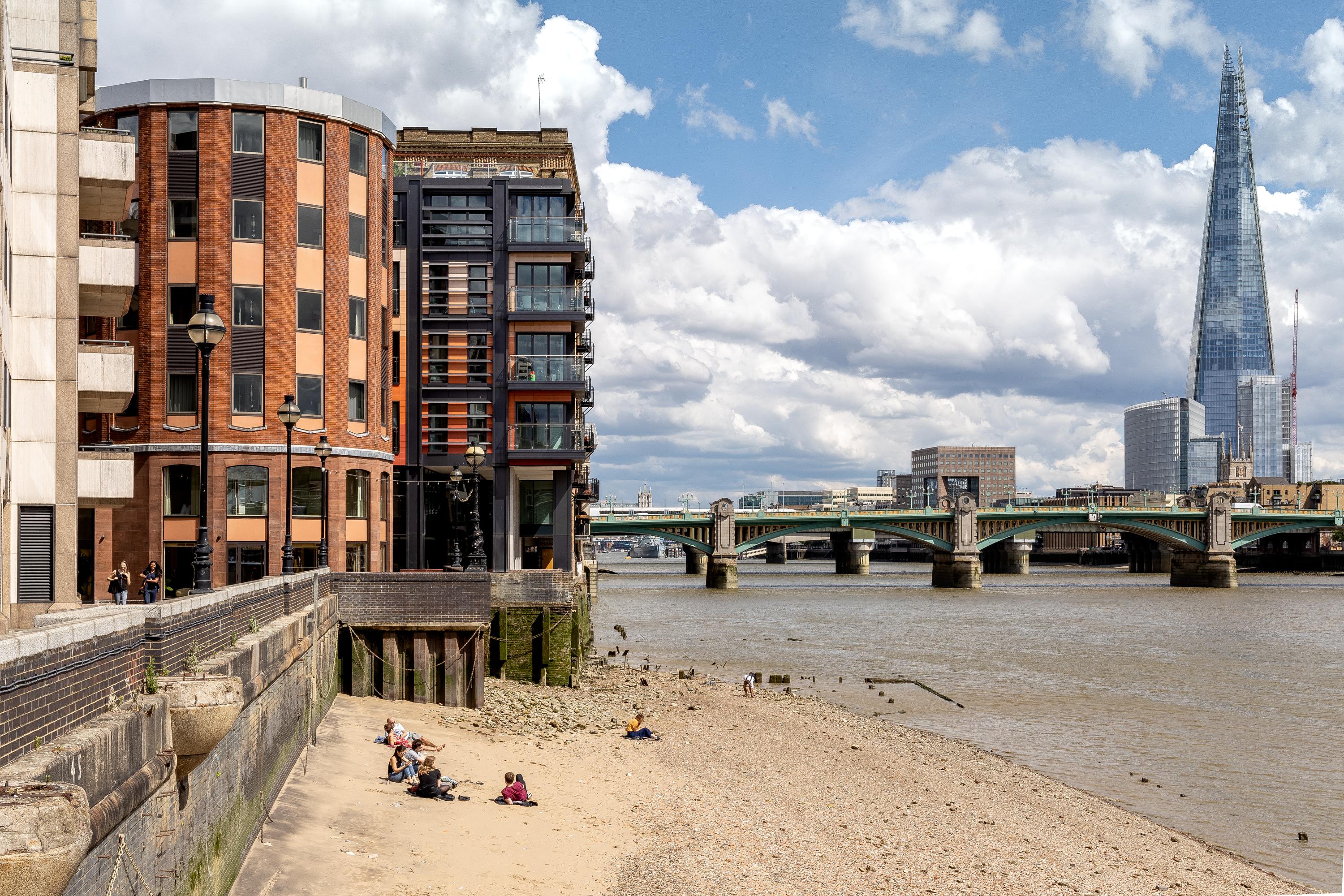 Locke At Broken Wharf Hotel Londra Exterior foto